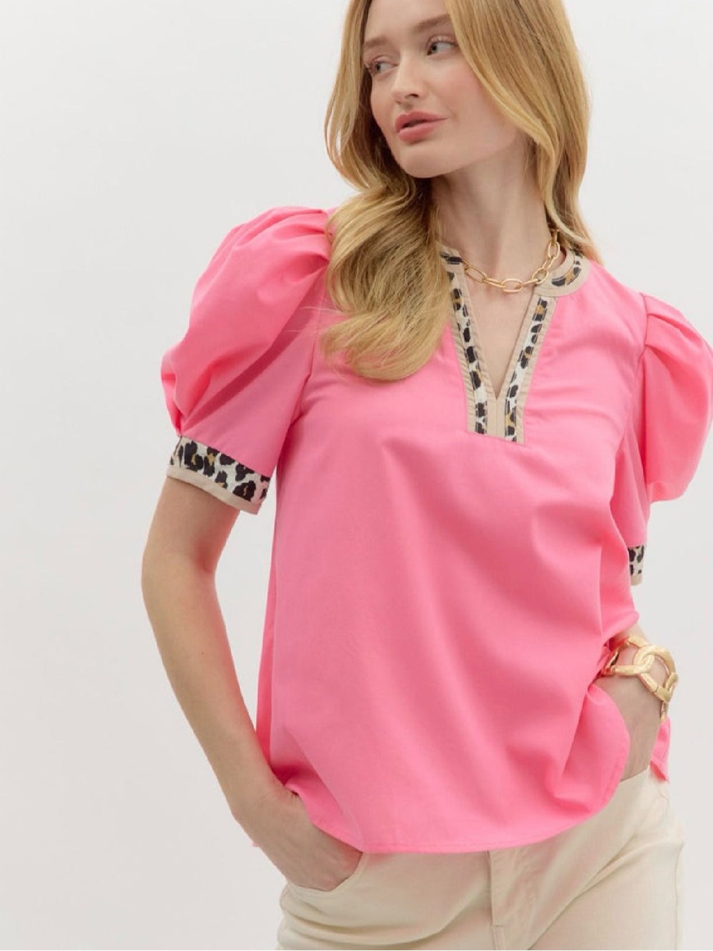 entro Pink Puff Sleeve Top with Leopard-Trim V-Neck size large